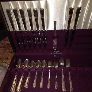 Authentic Silver Prestige silverware set 49 pieces